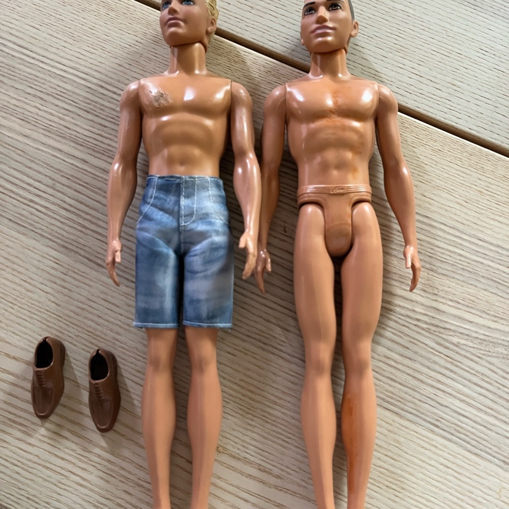 Two Barbie Ken Dolls Boys Shoes Nude Man Bun